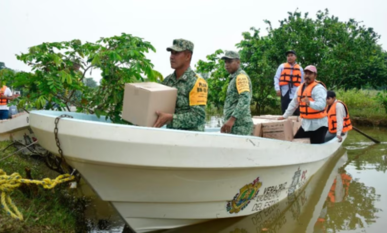 Activación del Plan DN-III-E en Veracruz ante los efectos de la Onda Tropical No. 34